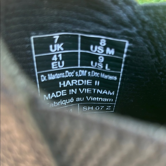 NWT DR MARTENS Black Chelsea Boots! - Picture 6 of 8